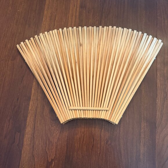 Expandable Wooden Foldable Fruit Basket & Display Stand - Picture 2 of 5